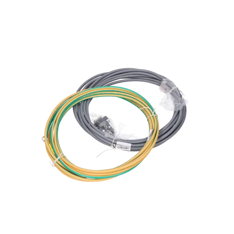 ZTE C300 OLT 2x PRWH, 2x SCXM, 1x HUTQ, 2x CABLE, 1x GTGO