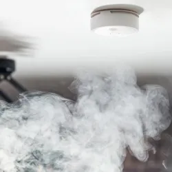 SHELLY PLUS SMOKE ALARM WIRE-FREE, BATTERY-OPERATED SMART PHOTOELECTRIC SMOKE ALARM - Image 3