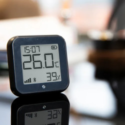 SHELLY H&T GEN3 MATTE BLACK WI-FI TEMPERATURE & HUMIDITY SENSOR - Imagem 2