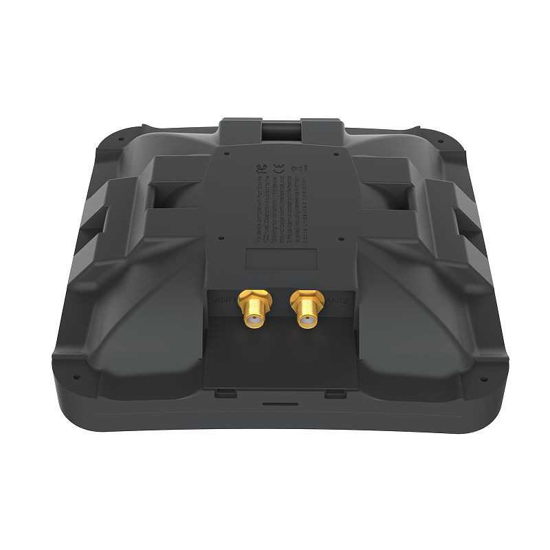 MikroTik mANT LTE 5o | LTE Antenna | MTAO-LTE-5D-SQ, 699 - 2690MHz, 5dBi, 2x SMA, omnidirectional - Imagen 2