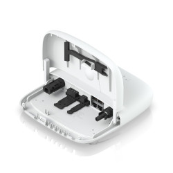 Ubiquiti Switch SM-SP-40, SUNMAX SolarPoint, 4x 24V PoE 100Mb/s, DC Çıkış 40W - Görsel 6