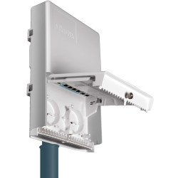 MikroTik CSS610-1GI-7R-2S+OUT | Schalter | netPower, 8x...