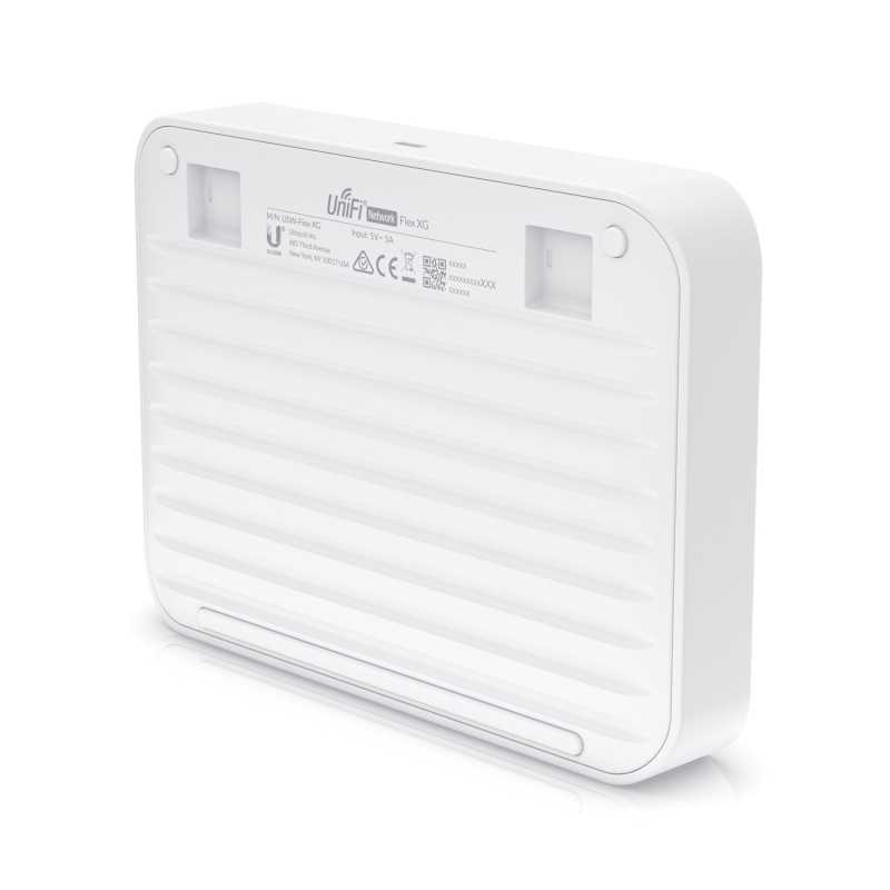 Ubiquiti USW-Flex-XG | Switch | UniFi, 4x RJ45 10Gb/s, 1x RJ45 1000Mb/s PoE+ - Imagem 3