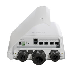 Коммутатор MikroTik CRS305-1G-4S+OUT, 1x RJ45 1000Mb/s, 4x SFP+, IP66 - Изображение 5