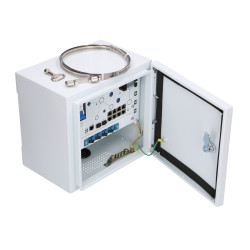 Extralink Minos | Outdoor PoE switch | 8x RJ45 1000Mbps PoE, 2x SFP, 200W, L2, active cooling - Image 5