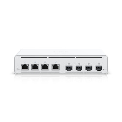 Ubiquiti UISP-S-Plus EU Switch, 4x 2.5 GbE RJ45 Pasif PoE, 4x SFP+, 160 W, Power TransPort - Görsel 3