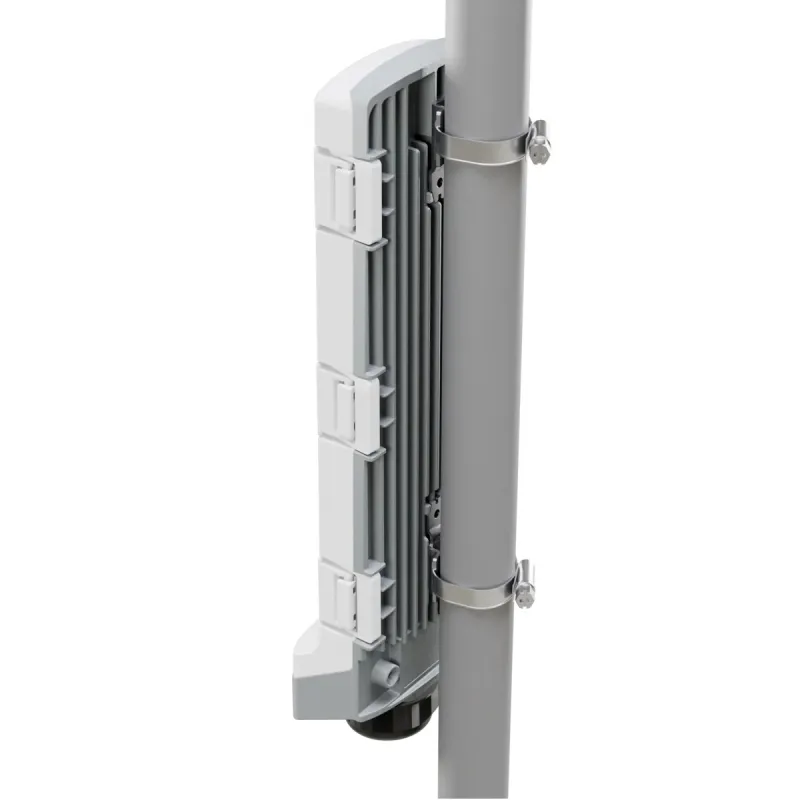 Mikrotik GPERx6 | Switch | 3x GbE, 3x SFP+, PoE, IP66 - Zdjęcie 4