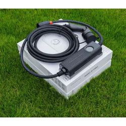 Extralink BS-PCD050 32A 16kW 3F Schuko Przenośna ładowarka 3-fazowa do samochodu elektrycznego 5m, ekran dotykowy, 6 adapterów