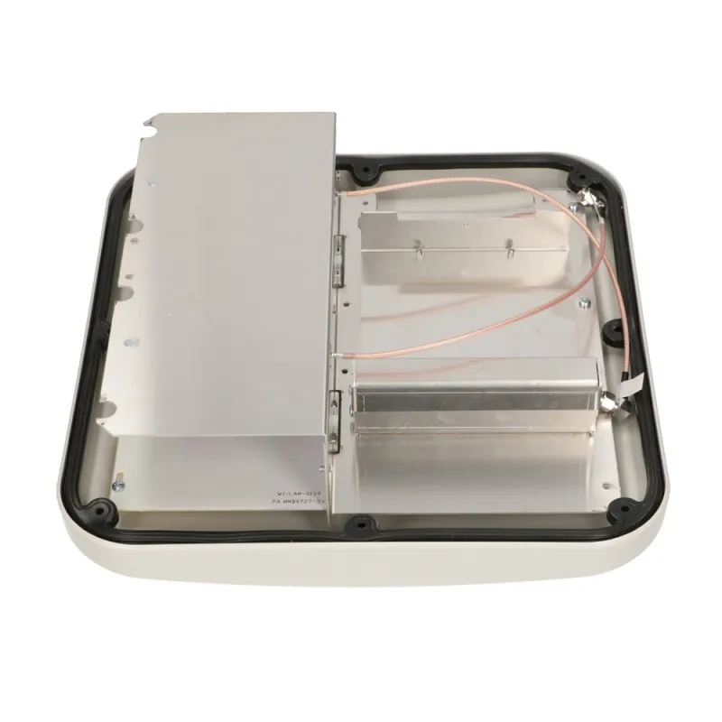 Extralink ELTEBOX Outdoor Antena LTE + WiFi 2,4 GHz, 4x RJ45, 2x antena omnidirecional