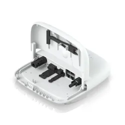 Коммутатор Ubiquiti SM-SP-40, SUNMAX SolarPoint, 4x 24V PoE 100Mb/s, Выход DC 40W