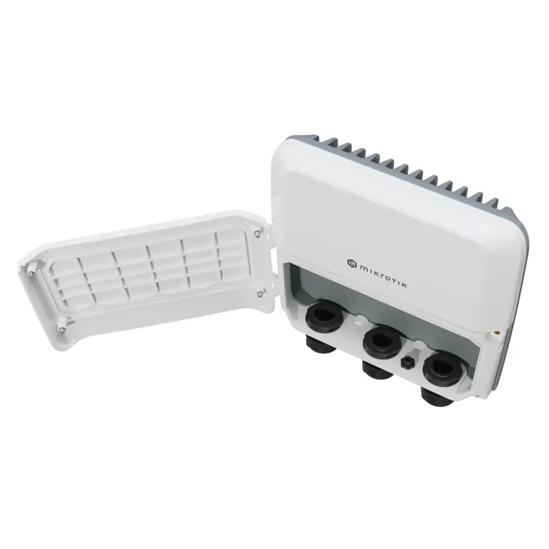 Маршрутизатор MikroTik RB5009UPr+S+OUT, 7x RJ45 1000Mb/s PoE, 1x RJ45 2.5Gb/s PoE, 1x SFP+, 1x USB 3.0, IP66 - Изображение 3