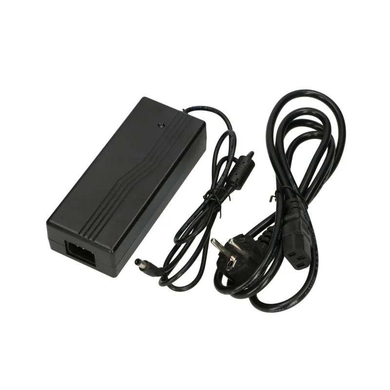 Extralink VICTOR-24V | Switch PoE | PoE passivo de 8x Gigabit (24V), 2x SFP, 1x porta de console, 120W, gerenciado