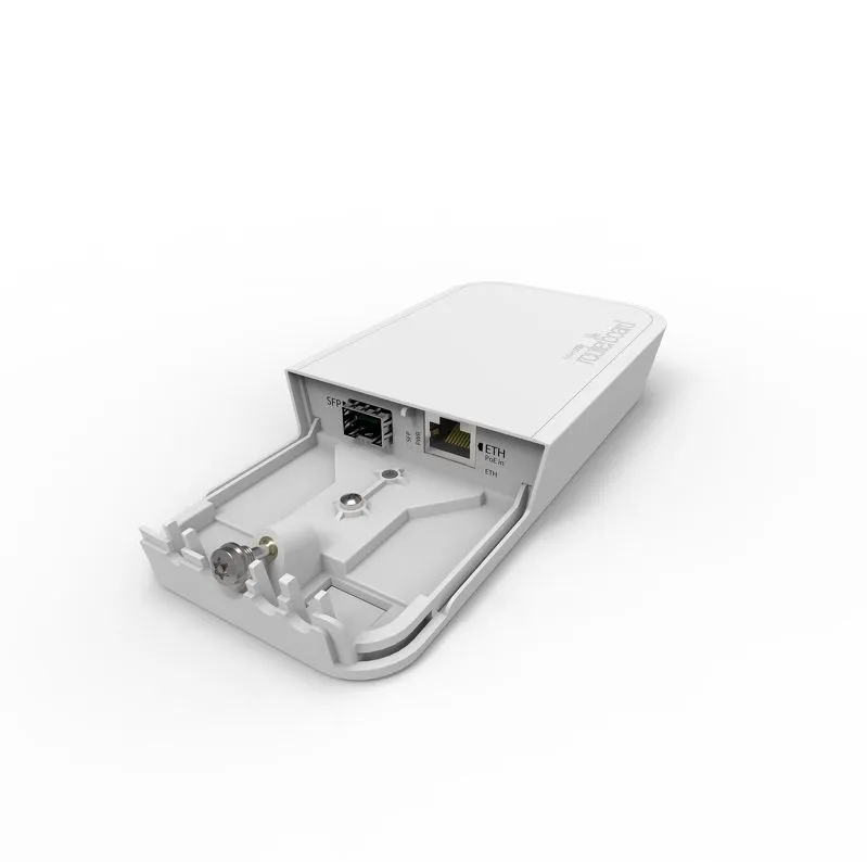 MikroTik RBFTC11 | Convertidor de Fibra | 1x RJ45 1000Mb/s, 1x SFP, 802.3af/at Rodzaj złącza światłowodowegoSlot SFP