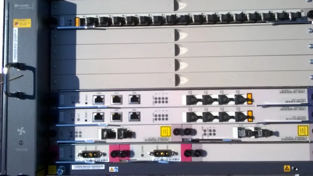 Huawei MA5683T | OLT | GPON, 2x H801 SCUN, 2x H805 GICF, 2x PRTE, GPFD C+ 1