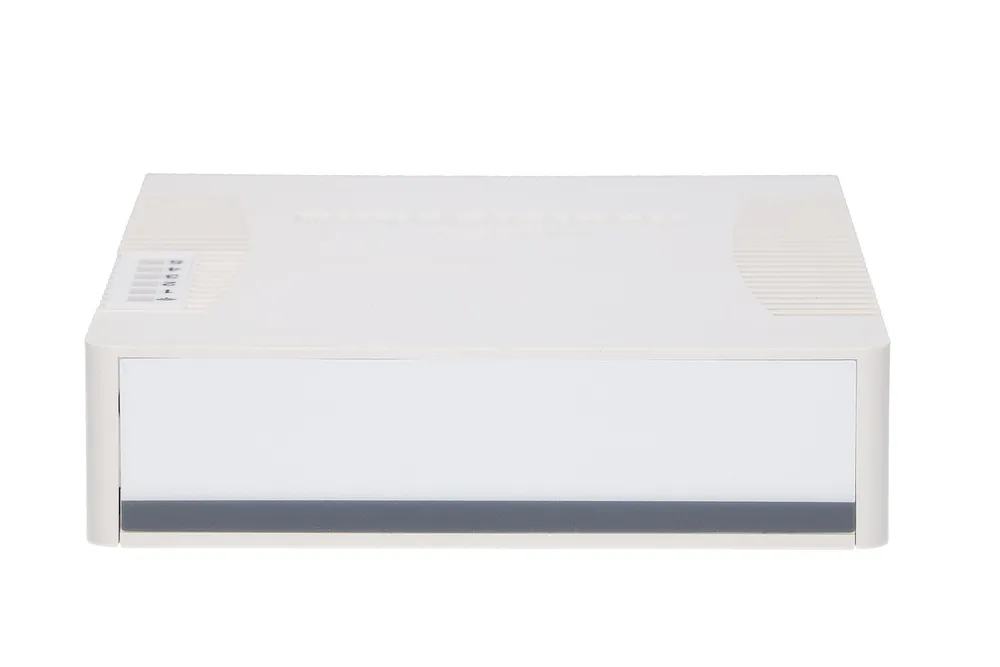 MikroTik RB951G-2HnD | WiFi Router | 2,4GHz, 5x RJ45 1000Mb/s, 1x USB Ilość portów WANNie dotyczy