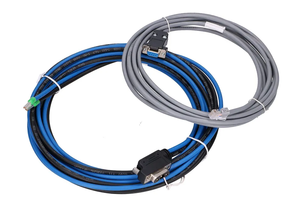C300 | OLT | EPON, 2x SCXM, 2x tarjeta de alimentación, 2x GUFQ, 1x ETGO 8