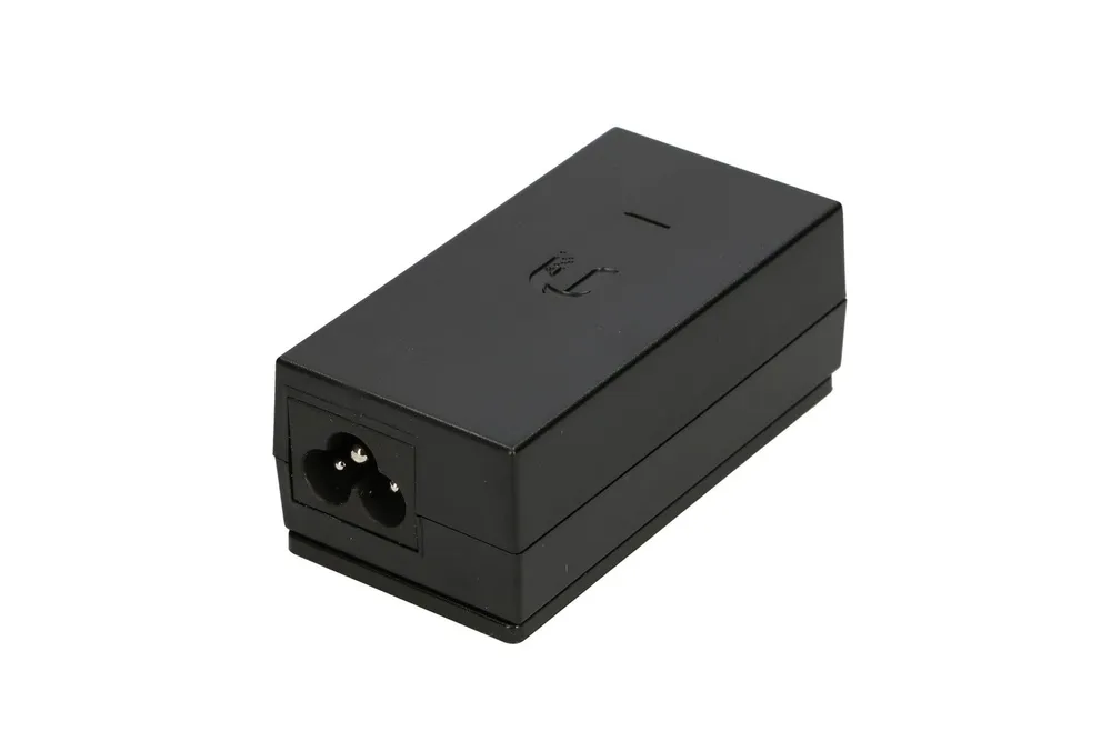 Ubiquiti POE-24-12W-G | Fuente de alimentación PoE | 24V, 0,5A, 12W, Gigabit Napięcie wyjściowe24V