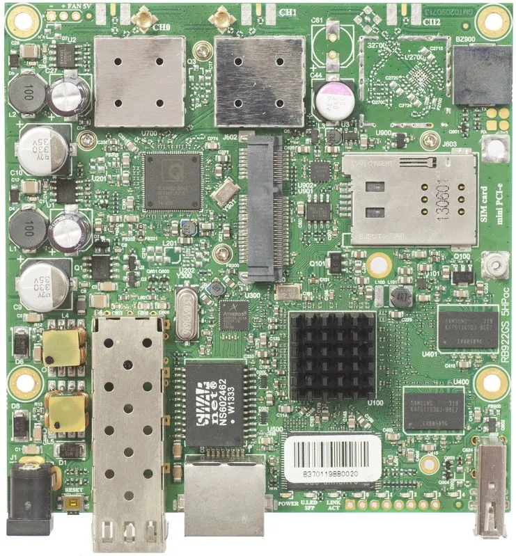 MikroTik RB922UAGS 5HPacD | Router WiFi | 5GHz, 1x RJ45 1000Mb/s, 1x SFP, 1x miniPCIe Częstotliwość pracy5 GHz