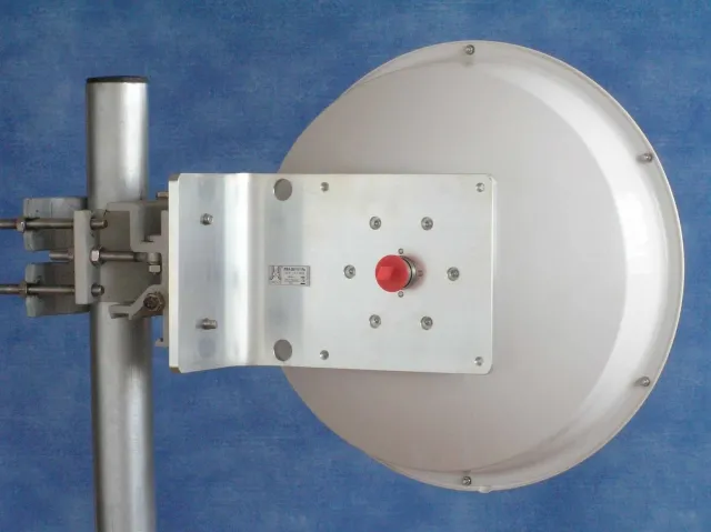 Jirous JRMA-380 10/11 | Parabolic antenna | 10.1 – 11.7GHz, 28dBi, dedicated for Mimosa B11 Typ antenyKierunkowa
