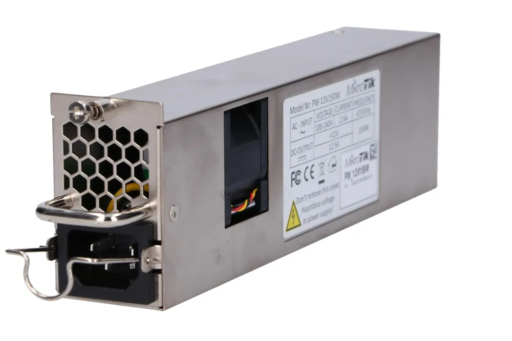 MikroTik 12POW150 | Zdroj napájení | Hot Swap, 12V, 150W pro CCR1072-1G-8S+ Napięcie wyjściowe12V