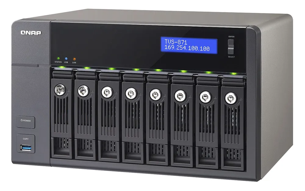 QNAP TVS-871-I7-16G Maksymalna ilość dysków8