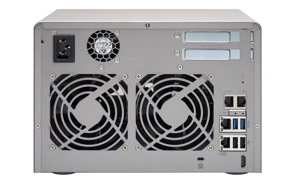 QNAP TVS-671-I3-4G Ilość zainstalowanych dysków0