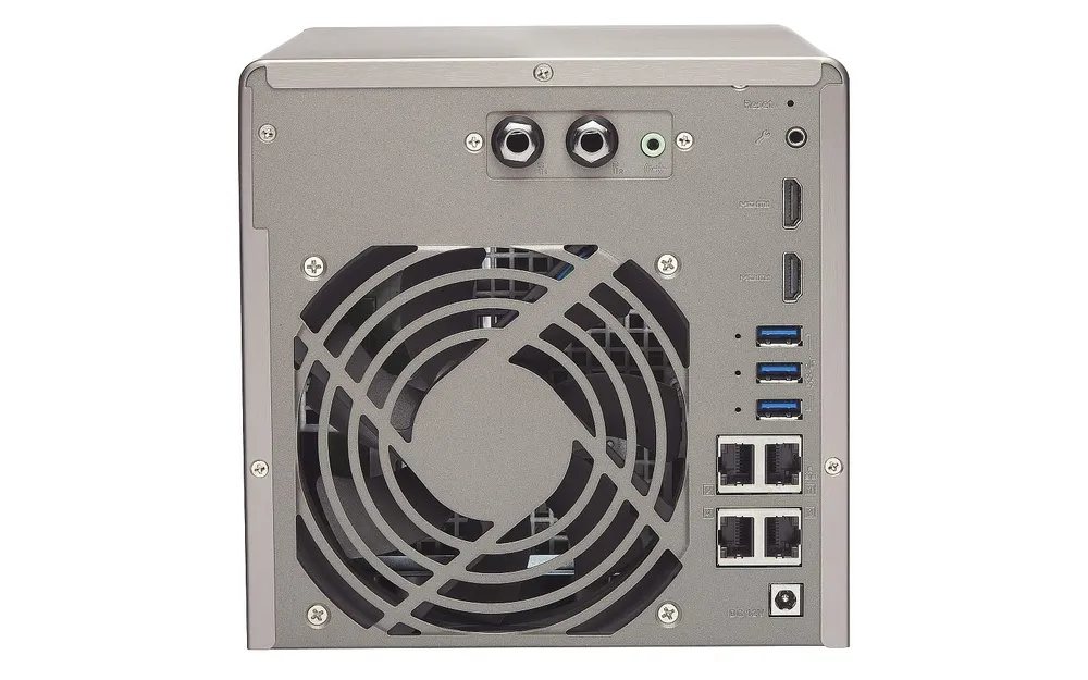TS-451A-4G | Server NAS | SATA 6Gbps, 4x Gbe LAN, 4x USB, max. 4x HDD/SSD Ilość zainstalowanych dysków0