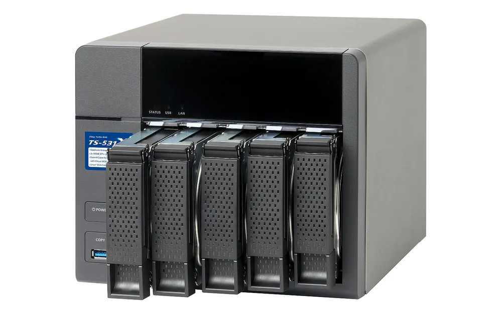 TS-531X-8G | NAS Server | SATA 6Gbps, 2x Gbe LAN, 2x SFP+, 3x USB, max. 5x HDD/SSD Seria procesoraARM Quad-Core