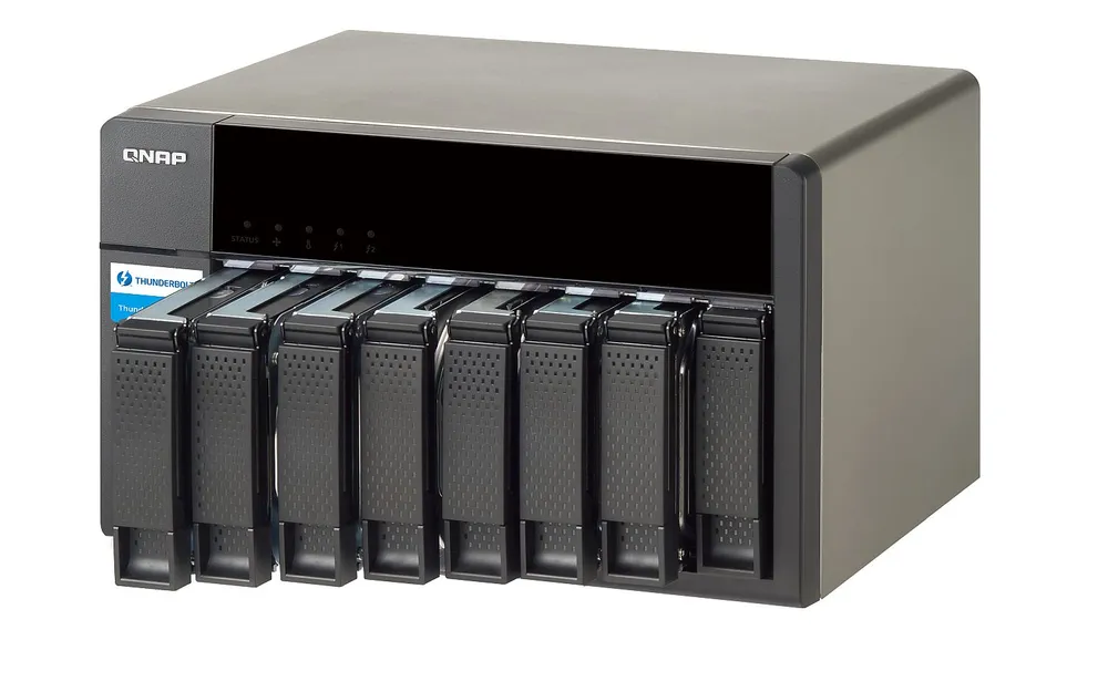 QNAP TX-800P Ilość zainstalowanych dysków0