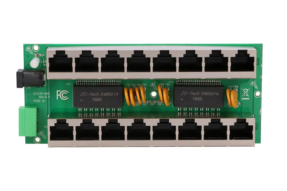 Extralink 8 Portowy | Gigabit PoE Injector | 8x 1000Mb/s RJ45, Mode B Typ montażuInny