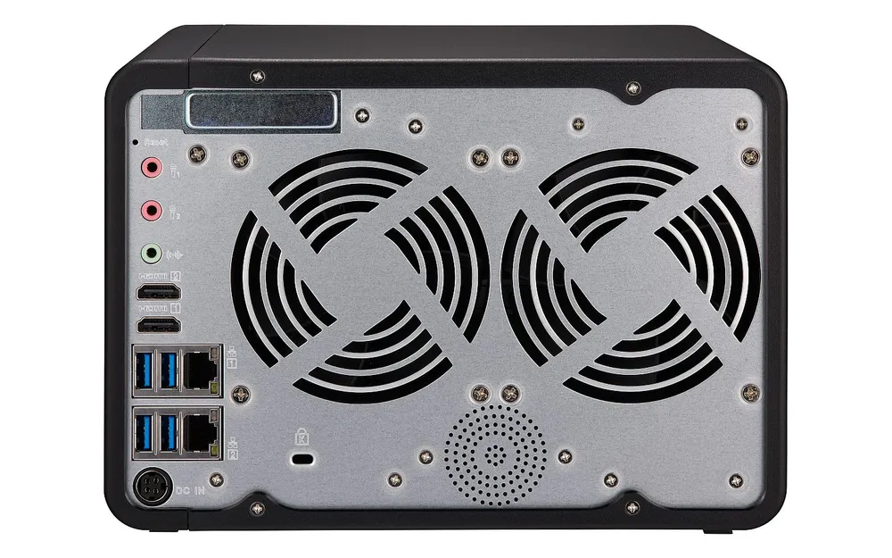 TS-653B-8G | Servidor NAS | SATA 6Gbps, 2x Gbe LAN, 5x USB, max. 6x HDD/SSD Ilość zainstalowanych dysków0