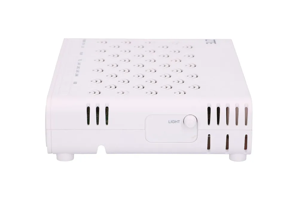 F660 V6 | ONT | 2,4GHz WiFi, 1x GPON, 1x RJ45 1000Mb/s, 3x RJ45 100Mb/s, 1x USB Standard PONGPON