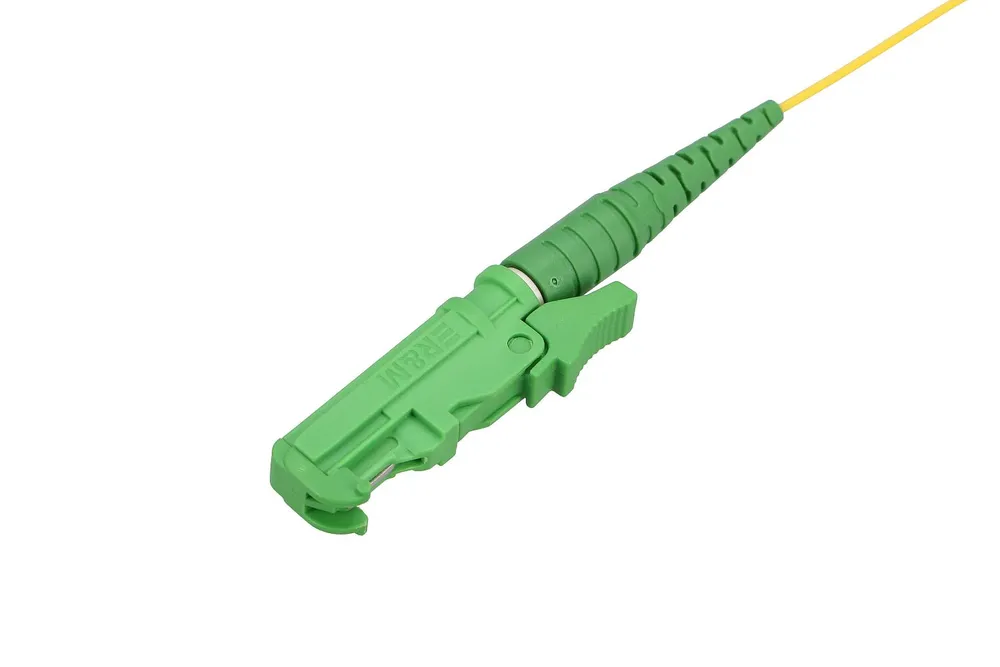 Extralink E2000/APC | Pigtail | PVC, Monomodo, G657A1, 1,5m Końcówka pigtaila / splitteraE2000/APC