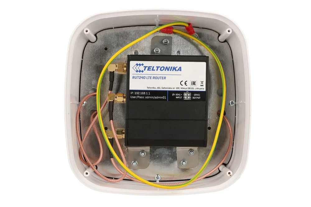 Extralink Eltespot 240 | Punto di accesso | WiFi 2,4GHz, router LTE Teltonika RUT240 incluso Standardy sieci bezprzewodowejIEEE 802.11b