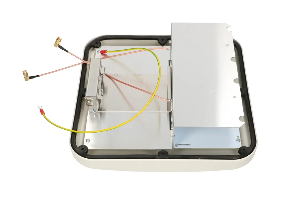 Extralink ELTEBOX RUT950 | Antena | LTE + WiFi 2,4GHz 5GHz dedicado para Teltonika RUT950 Zastosowanie Na zewnątrz