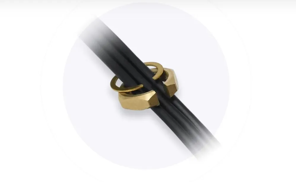 Teltonika 003R-00254 | Antena combinada | SISO LTE / GPS / WIFI, montaje en techo con 2x SMA y 1x RP-SMA Częstotliwość anteny2.4 GHz