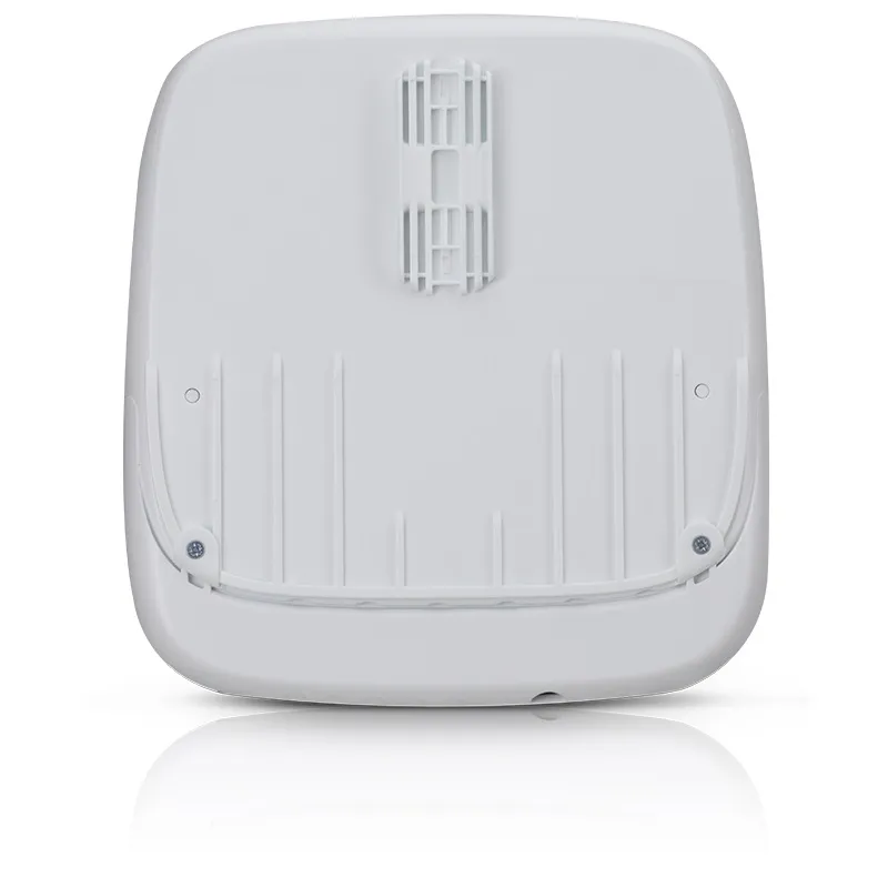 Ubiquiti SM-SP-40 | Switch | SUNMAX SolarPoint, 4x 24V PoE 100Mb/s, DC Output 40W Ilość portów WANNie dotyczy