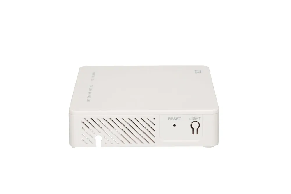 F420 EPON | ONT | 1x EPON, 1x RJ45 1000Mb/s, 3x RJ45 100Mb/s, 1x RJ11 Standard PONEPON