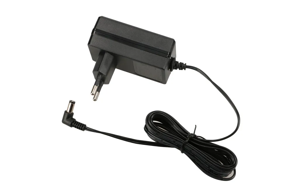 MikroTik SAW30-240-1200GR2A | Fuente de alimentación | 24V, 1.2A, enchufe en ángulo recto