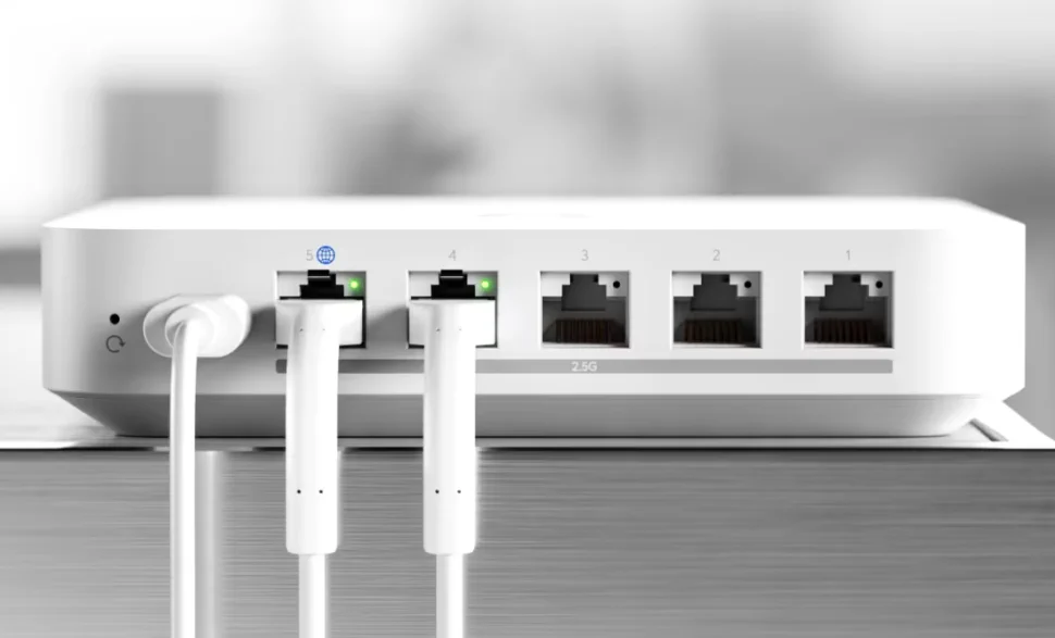 Cloud Gateway Max (UCG-Max)