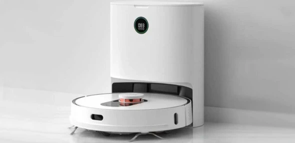 A evolução dos robôs de limpeza - uma estação base com esvaziamento automático de latas de lixo