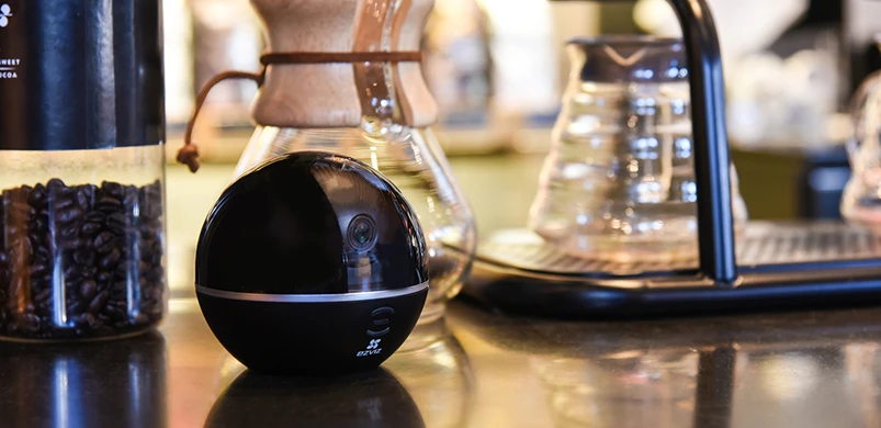 EzViz C6TC - Câmara rotativa WiFi