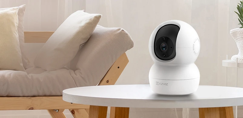 EZVIZ TY2 - Câmara inteligente WiFi com lente PTZ 