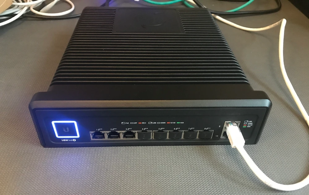 Desenho do UniFI Switch Industrial