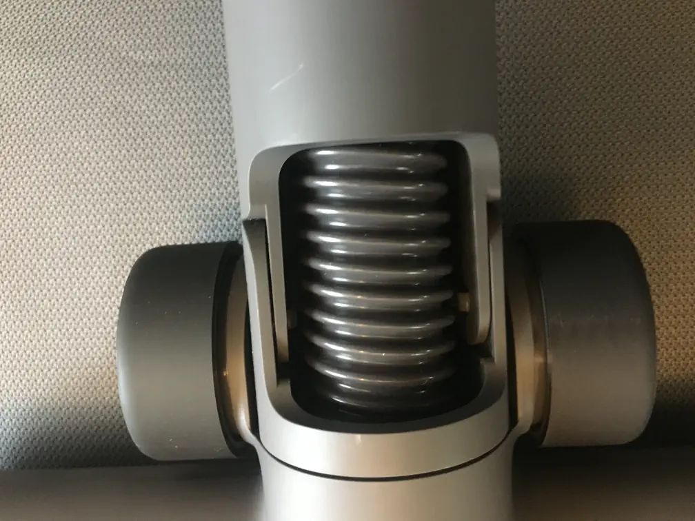 Multi szczotkę w kształcie litery V/ dyszę rolkową i samodzielnym/dodatkowym napędem Multi szczotkę w kształcie litery V/ dyszę rolkową i samodzielnym/dodatkowym napędem