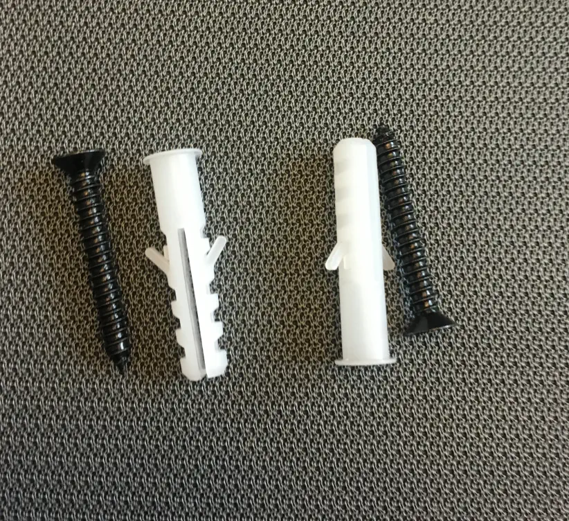 Śruby wraz z kołkami Śruby wraz z kołkami