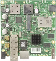 MikroTik RB922UAGS 5HPacD | Router WiFi | 5GHz, 1x RJ45 1000Mb/s, 1x SFP, 1x miniPCIe Częstotliwość pracy5 GHz