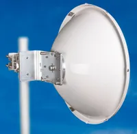 Jirous JRMD-680 10/11 | Antena parabólica | 10,1 - 11,7 GHz, 35dBi, dedicada a Mimosa B11 Typ antenyKierunkowa