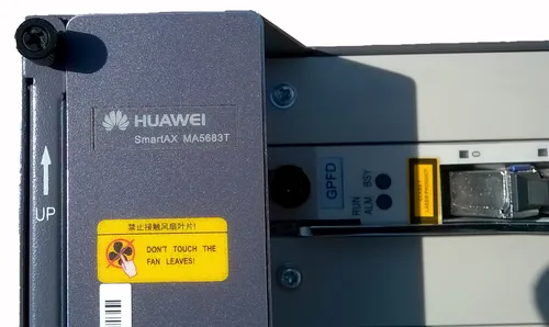 Huawei MA5683T | OLT | GPON, 2x H801 SCUN, 2x H805 GICF, 2x PRTE, GPFD C+ 0