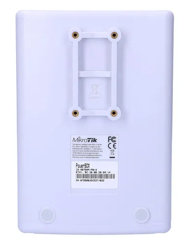 MikroTik PowerBox | Router | RB750P-PBr2, 5x RJ45 100Mb/s, zewnętrzny, wodoodporny Częstotliwość CPU650 MHz